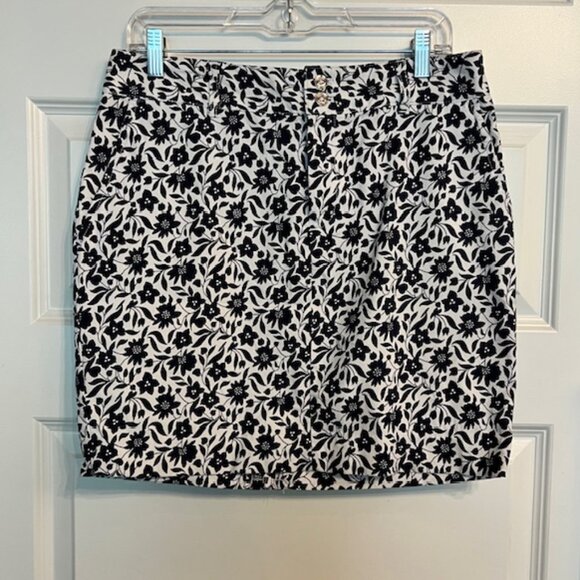 Chaps Navy Floral Jacquard Mini Skirt Size 8 | Textured Cotton Spring Skirt NWOT - Picture 2 of 8
